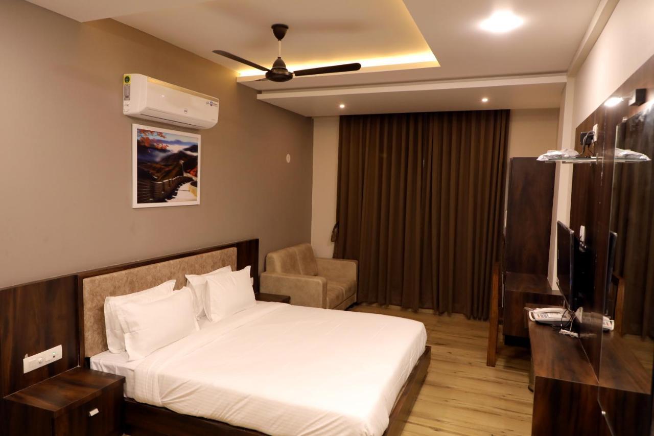 Hotel Nest Bhuj Exterior foto